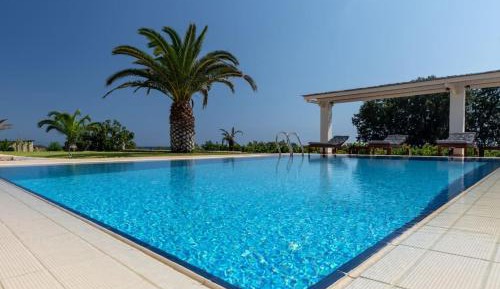 Villa - Beach Front