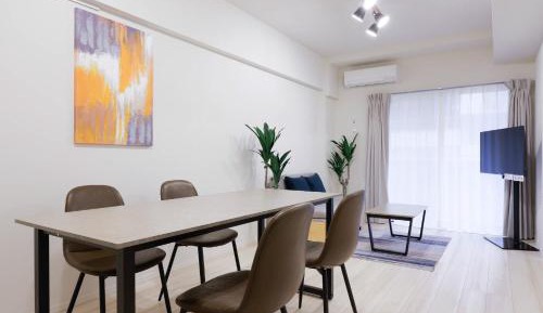 One-Bedroom Apartment with Balcony