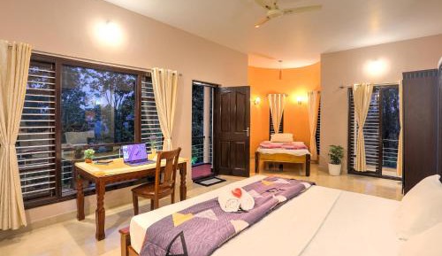 Triple Room with Balcony