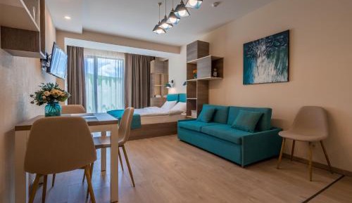 Studio Apartment