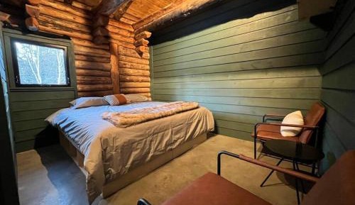 One-Bedroom Chalet