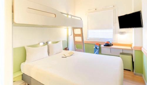 Double Room with Bunk Bed