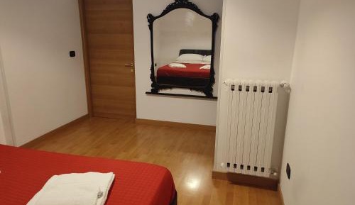 Superior One-Bedroom Apartment with Balcony