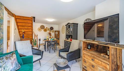 Two-Bedroom Holiday Home
