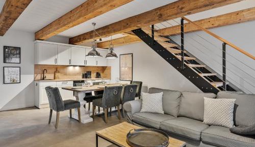 Apartment with Terrace