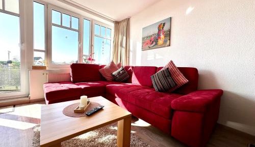 One-Bedroom Apartment with Balcony