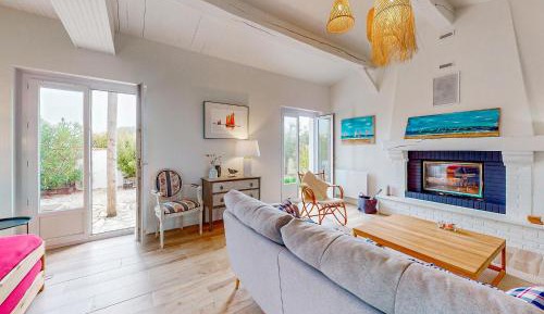 Three-Bedroom Holiday Home 