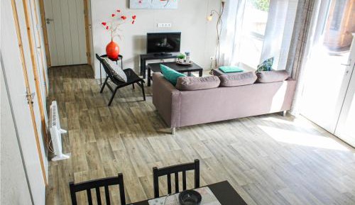 Three-Bedroom Holiday Home 