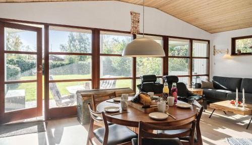 Three-Bedroom Holiday Home 