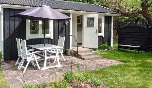 One-Bedroom Holiday Home