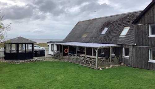Seven-Bedroom Holiday Home
