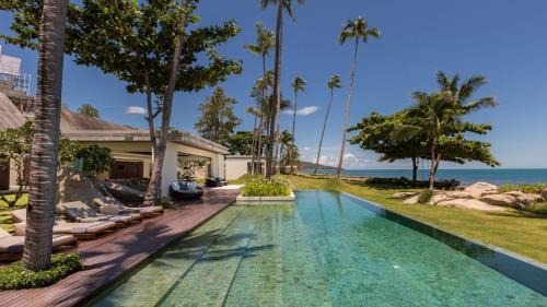 Villa - Beach Front