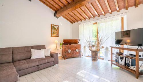 Five-Bedroom Holiday Home