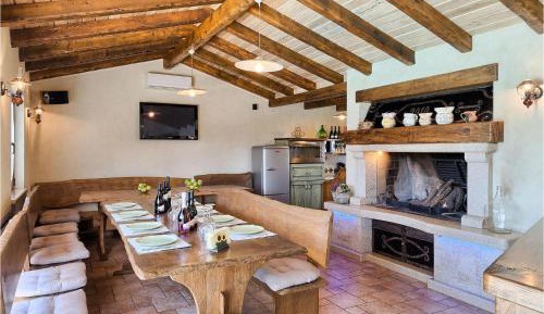Five-Bedroom Holiday Home