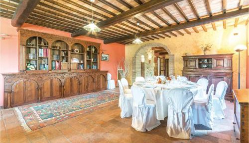 Five-Bedroom Holiday Home