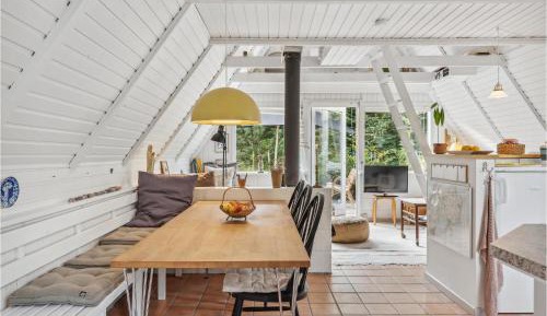 Three-Bedroom Holiday Home 