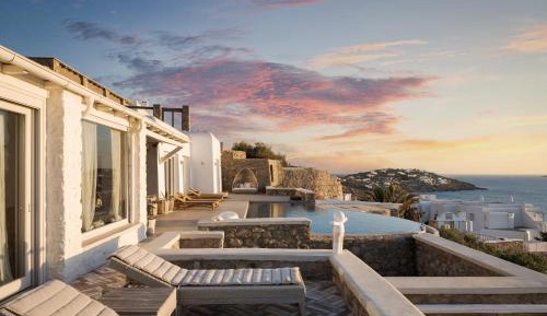 Villa with Sea View