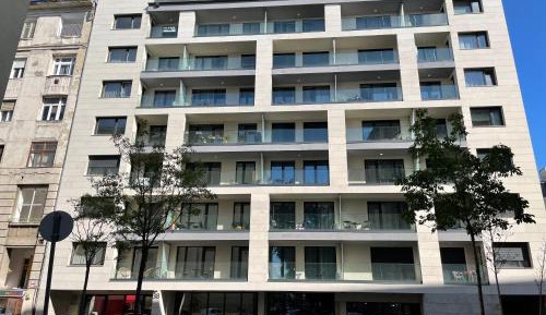 Studio Apartment with Balcony