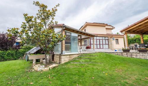 Superior Chalet