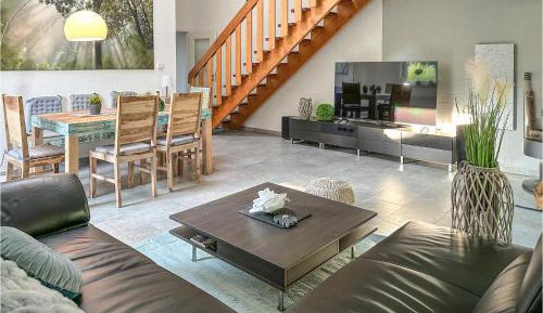 Two-Bedroom Holiday Home