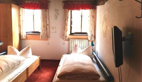 Economy Single Room
