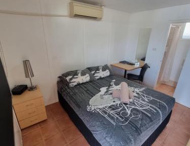 Deluxe King Room with Spa Bath