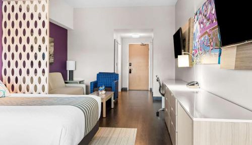King Studio with Sofa Bed - VIP Floor