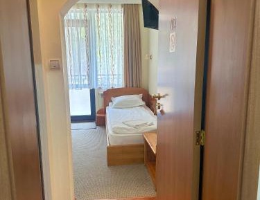 Double or Twin Room with Terrace