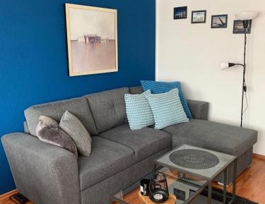 Apartment with Lake View