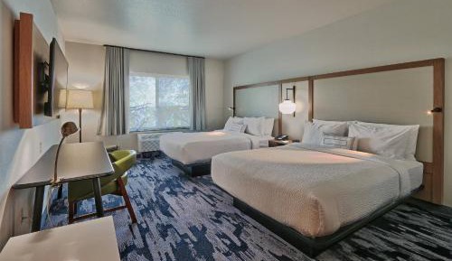 Queen Room with City View