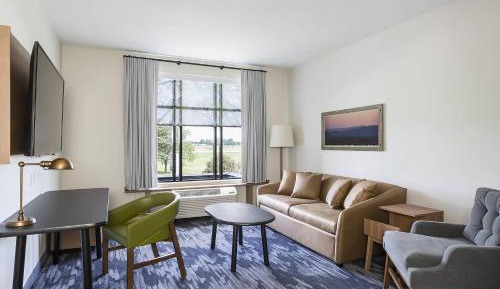 Suite, 1 King, Sofa bed, City view