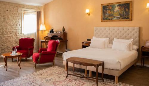 Queen Room with Spa Bath