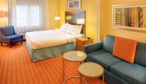 Executive King, Larger Guest room, 1 King, Sofa bed