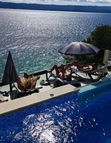Villa - Beach Front