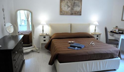 Triple Room with Private External Bathroom