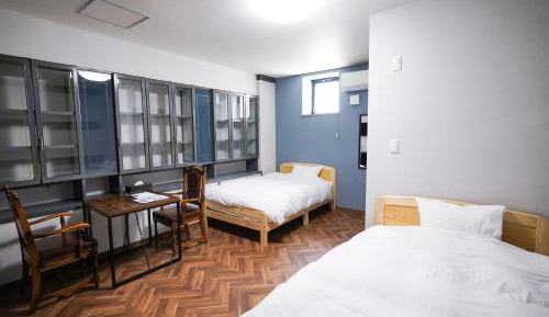 Twin Room with Private Bathroom
