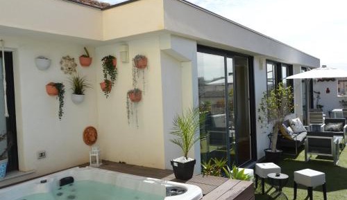 King Room with Balcony