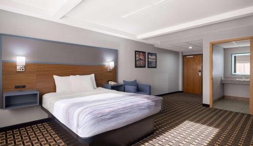 Superior King Room - Non-Smoking