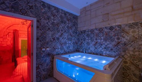 Double Room with Spa Bath