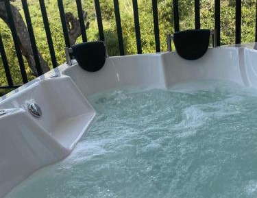 Deluxe Double or Twin Room with Spa Bath
