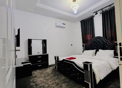 Deluxe One-Bedroom Apartment with City View