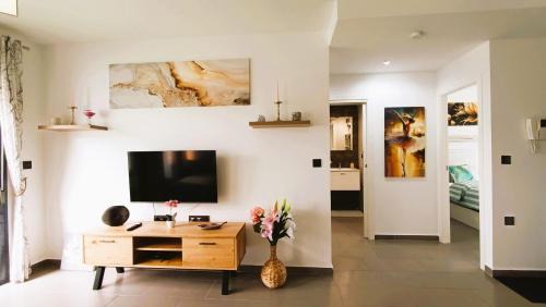 Two-Bedroom Superior Apartment