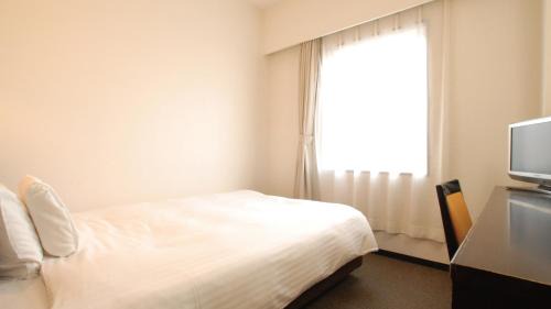 Single Room - Non-Smoking