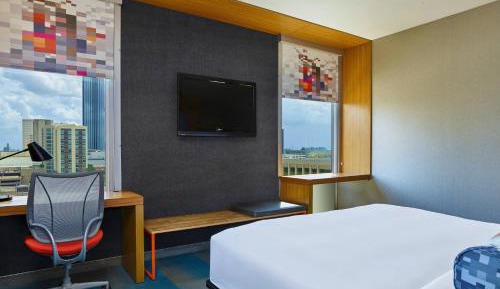 Aloft, Guest room, 1 King