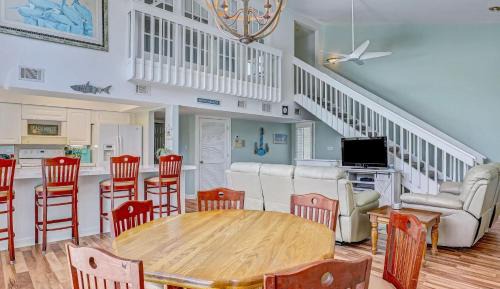 Three-Bedroom Holiday Home 