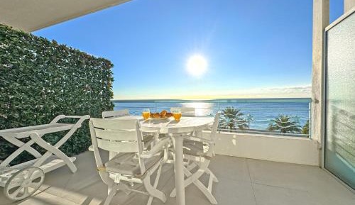 Apartment with Sea View