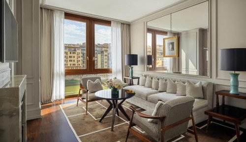 Prestige Suite with River View