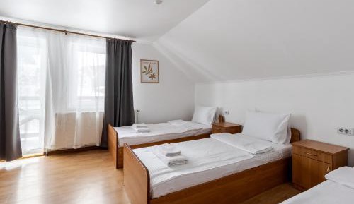 Triple Room with Balcony