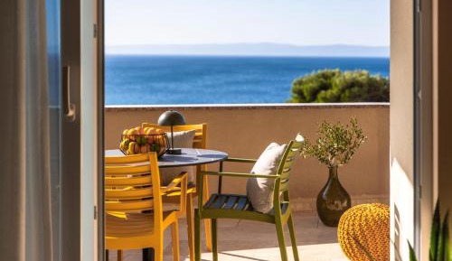 Two-Bedroom Apartment with Sea View
