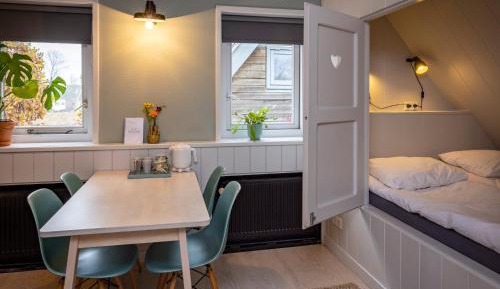 Quadruple Room with Private Bathroom
